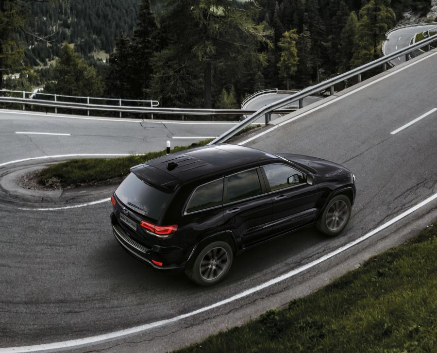  Jeep Grand Cherokee S (WK2) 2018 года  (WW) (фото 2 из 3)